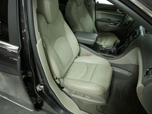 Certified 2014 Buick Enclave Premium FWD image 20