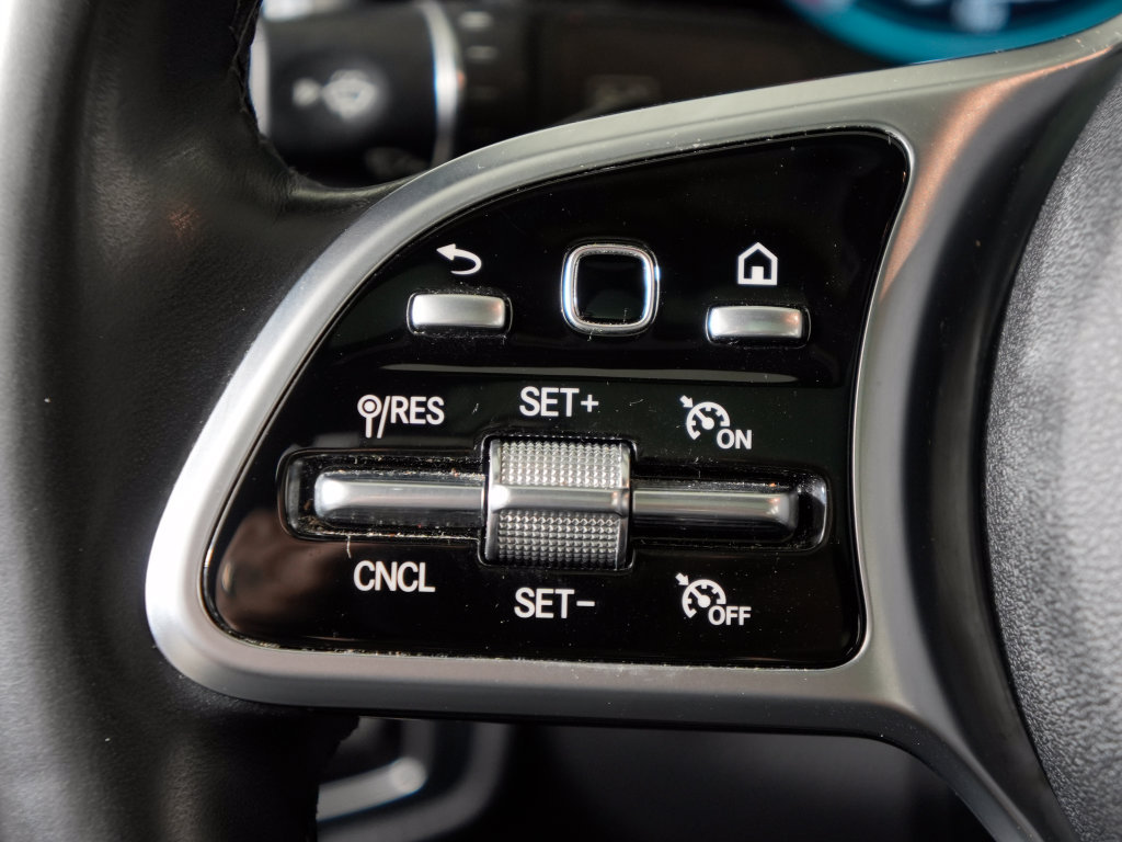 Certified 2020 Mercedes-Benz C 300 4MATIC Sedan image 21