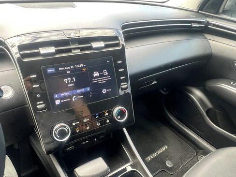 Used 2023 Hyundai Tucson SEL FWD image 23