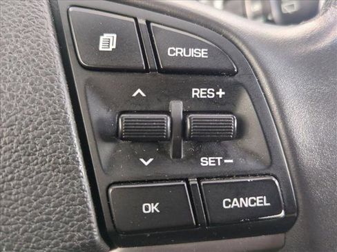 Used 2017 Hyundai Tucson Sport image 15