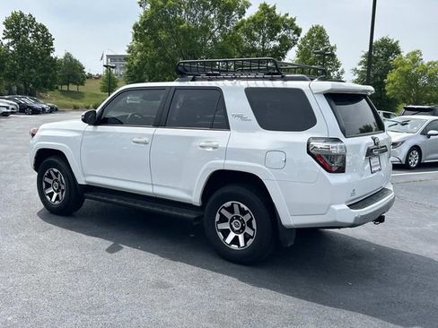 Used 2024 Toyota 4Runner TRD Off-Road Premium w/ Moonroof Package AWD/4WD image 6