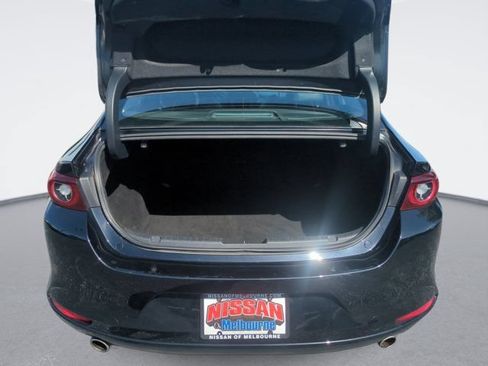 Used 2024 MAZDA MAZDA3 s FWD image 15