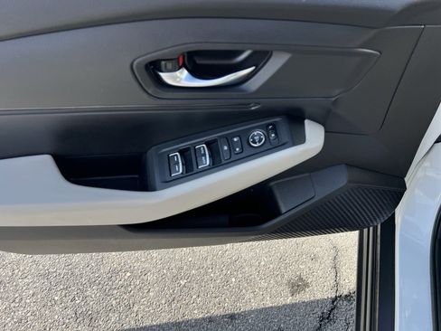 Used 2023 Honda Accord LX image 14