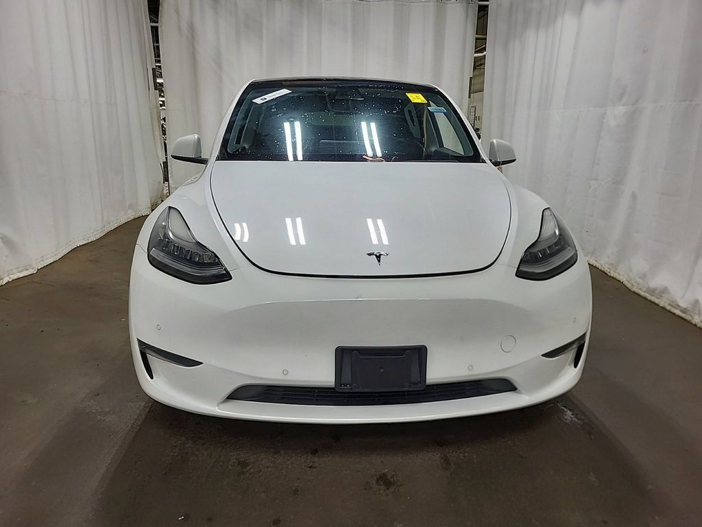Used 2021 Tesla Model Y Long Range AWD/4WD image 2