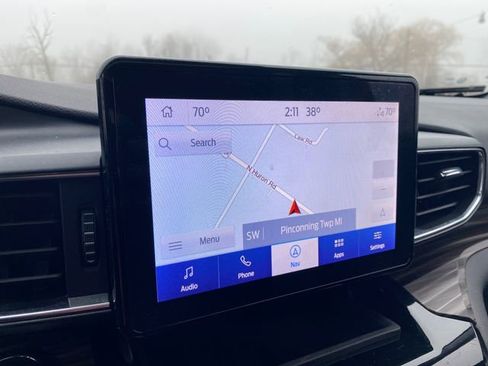 Used 2022 Ford Explorer Limited w/ Class IV Trailer Tow Package image 27