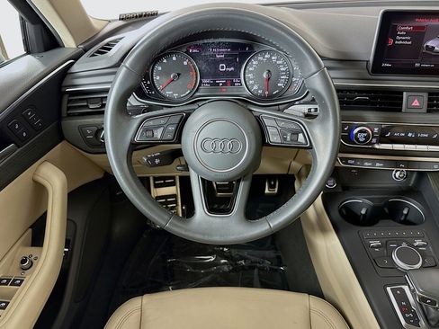 Used 2019 Audi A4 2.0T Premium image 5
