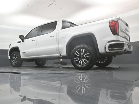 Used 2025 GMC Sierra 1500 AT4 w/ AT4 Premium Package AWD/4WD image 57