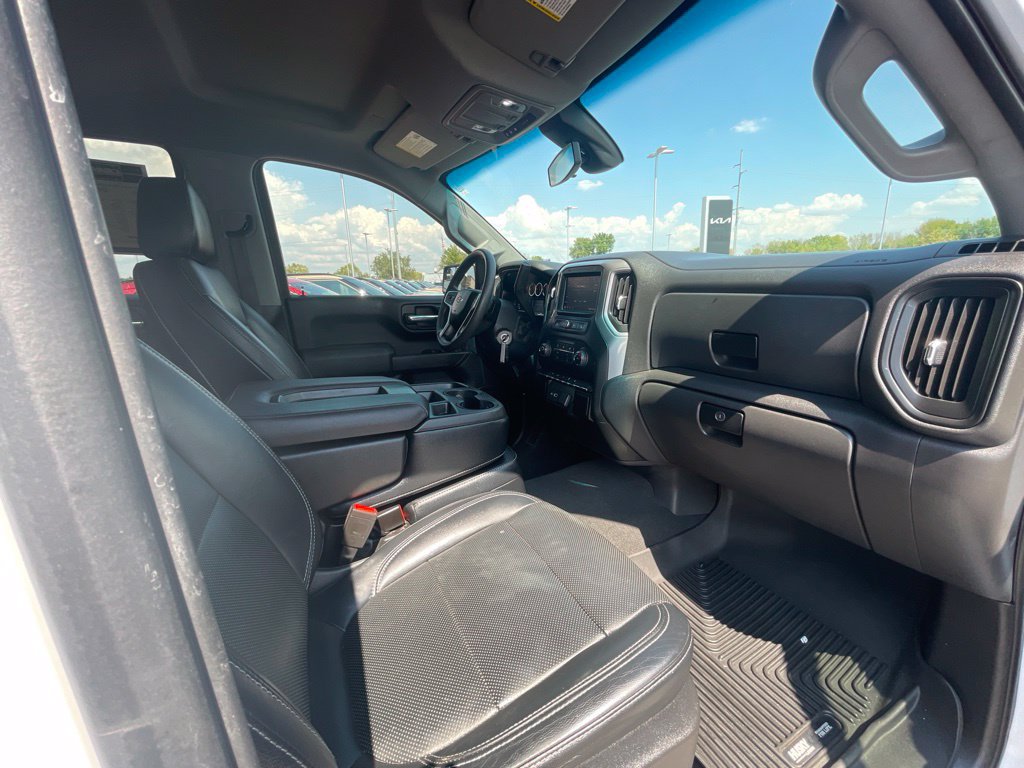 Used 2022 Chevrolet Silverado 1500 Custom w/ Safety Confidence Package RWD image 26