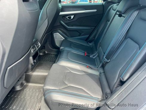 Used 2019 Lamborghini Urus AWD/4WD image 28