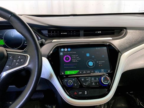 Used 2019 Chevrolet Bolt Premier w/ Infotainment Package image 5