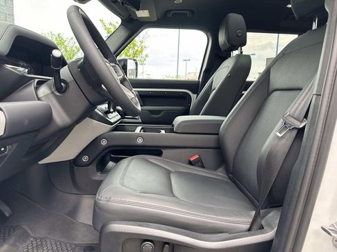 Certified 2024 Land Rover Defender 110 S AWD/4WD image 20