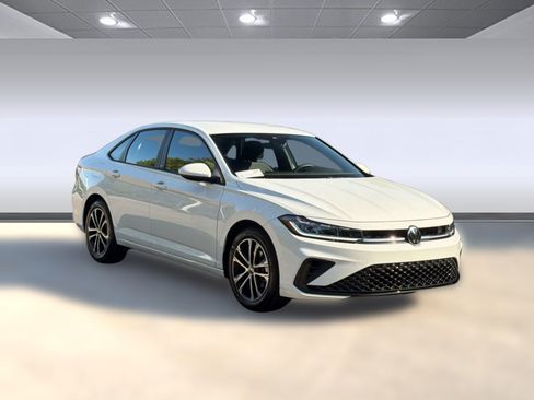 Used 2026 Volkswagen Jetta Sport FWD image 7