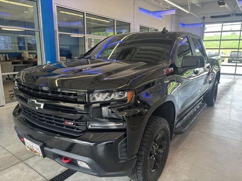 Used 2020 Chevrolet Silverado 1500 LT Trail Boss AWD/4WD image 2