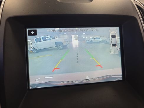 Used 2016 Ford Edge Titanium w/ Equipment Group 302A FWD image 23
