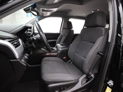 Used 2018 GMC Yukon SLE w/ SLE Value Package image 14