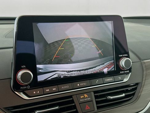New 2026 Nissan Altima 2.5 SV AWD/4WD image 18