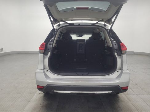 Used 2020 Nissan Rogue SV FWD image 29