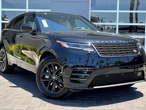 New 2026 Land Rover Range Rover Velar Dynamic SE image 2