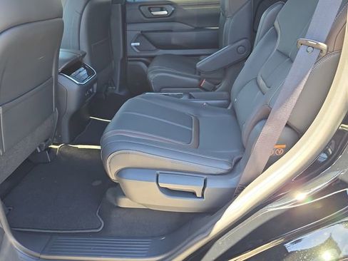 New 2026 Nissan Armada SL w/ Captain's Chari Seat Package image 17