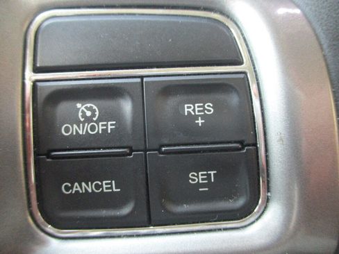 Used 2016 Dodge Journey Crossroad w/ Popular Equipment Group AWD/4WD image 34