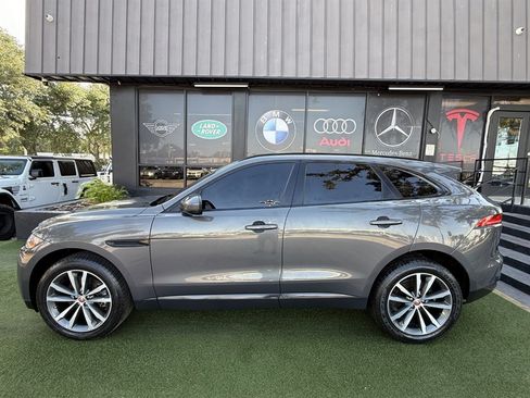 Used 2017 Jaguar F-PACE Prestige AWD/4WD image 7