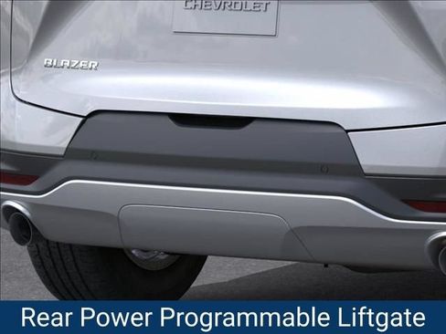 New 2026 Chevrolet Blazer LT w/ Convenience Package FWD image 16