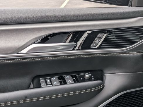 New 2026 Jeep Grand Wagoneer Limited image 11