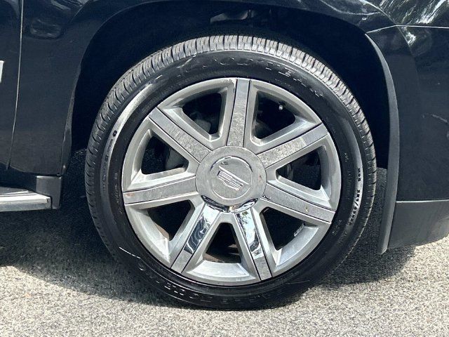 Used 2019 Cadillac Escalade ESV Premium Luxury AWD/4WD image 9