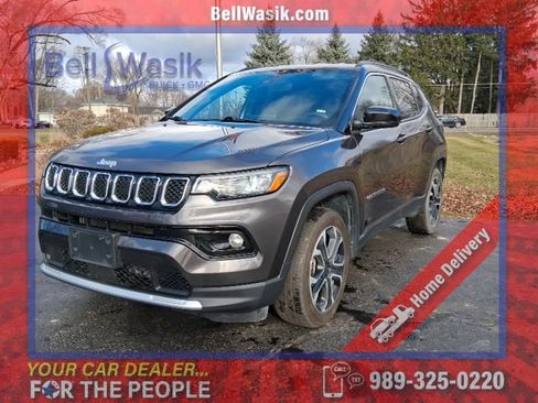 Used 2023 Jeep Compass Limited image 1