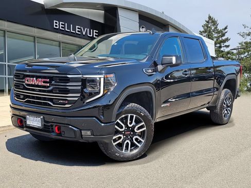 Used 2025 GMC Sierra 1500 AT4 w/ AT4 Preferred Package AWD/4WD image 1