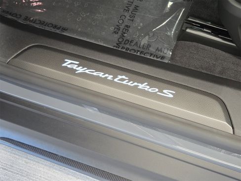 Used 2025 Porsche Taycan Turbo S image 17