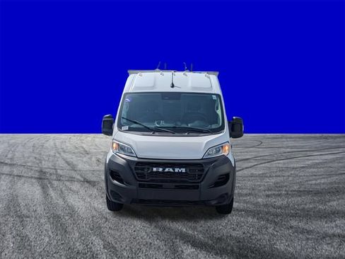 Used 2025 RAM ProMaster 2500 FWD image 9
