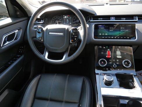 Used 2019 Land Rover Range Rover Velar S AWD/4WD image 19