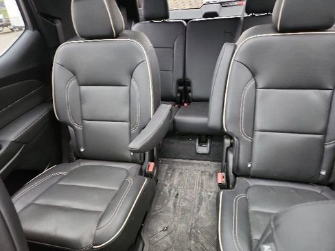 Used 2022 Chevrolet Traverse Premier AWD/4WD image 27