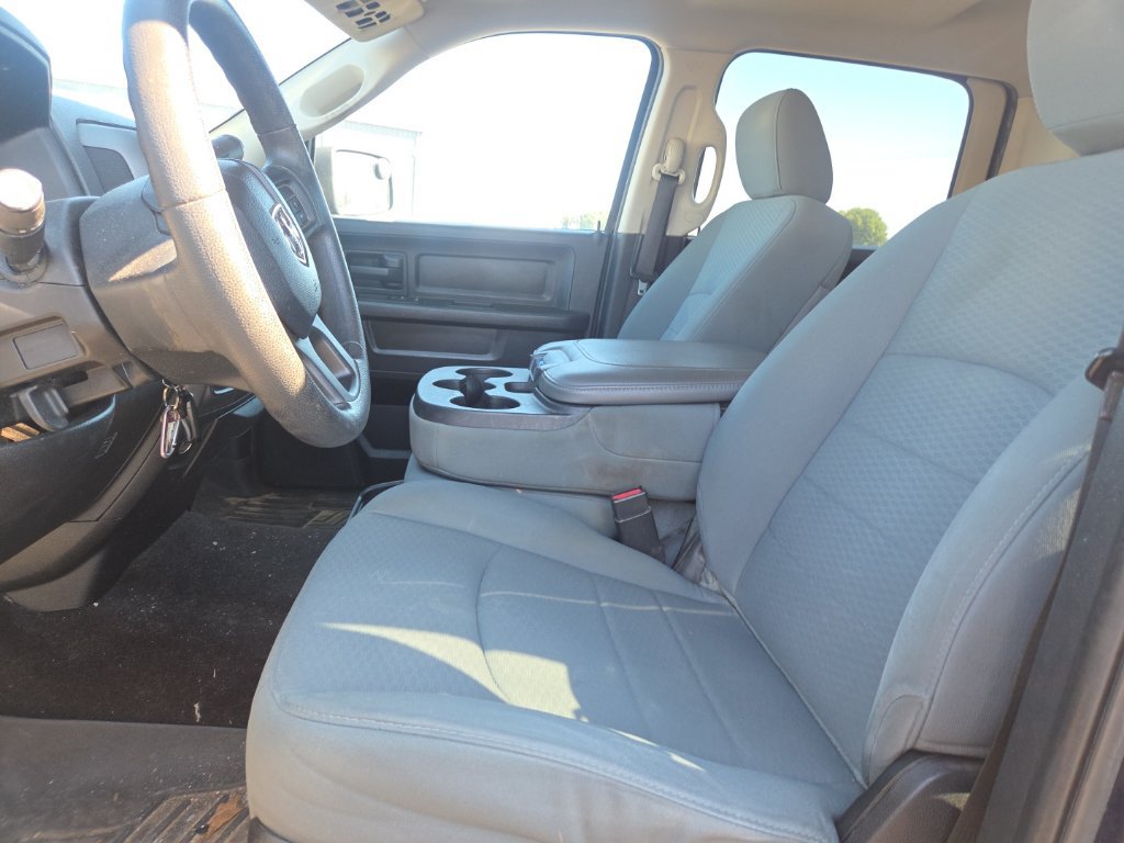 Used 2013 RAM 1500 Express RWD image 31
