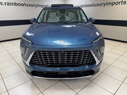 Used 2025 Buick Enclave Avenir w/ LPO, Floor Liner Package image 2