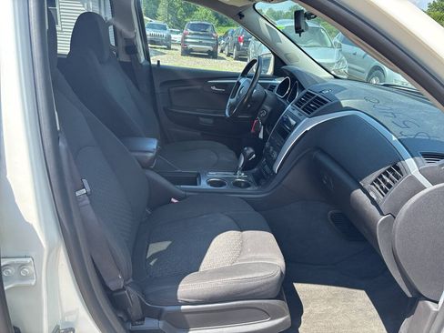 Used 2012 Chevrolet Traverse LT w/ All-Star Edition AWD/4WD image 18