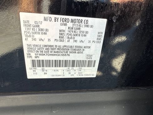 Used 2017 Ford Explorer XLT FWD image 16