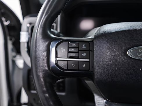 Used 2025 Ford F450 Platinum w/ FX4 Off-Road Package image 10