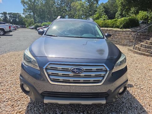 Used 2015 Subaru Outback 2.5i Limited AWD/4WD image 9
