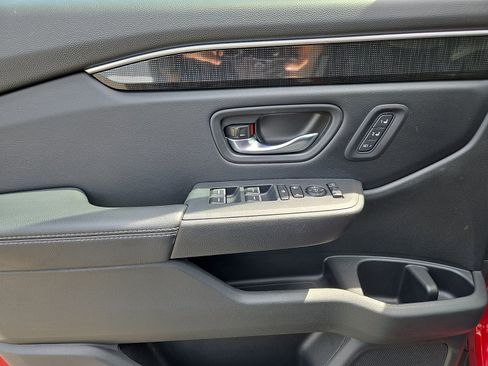 Used 2023 Honda Pilot Elite image 12