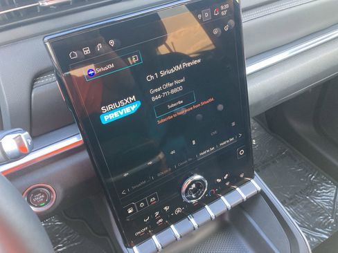 Used 2025 GMC Terrain Elevation image 12