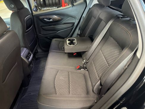 Used 2021 GMC Terrain SLE w/ Driver Convenience Package image 12