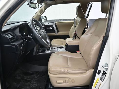 Used 2014 Toyota 4Runner Limited RWD image 7
