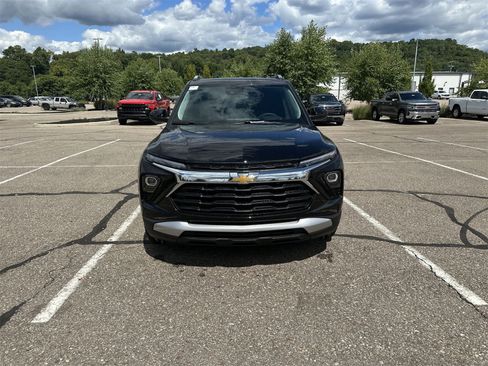 New 2026 Chevrolet TrailBlazer LT w/ Convenience Package image 3