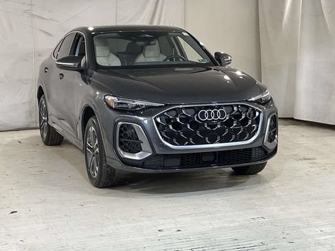 Used 2025 Audi Q5 Premium Plus AWD/4WD image 9