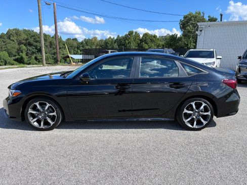 Used 2025 Honda Civic Sport Touring image 1