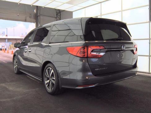 Used 2021 Honda Odyssey Touring image 5