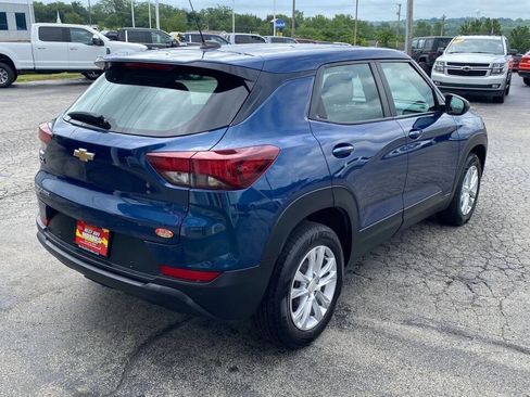 Used 2021 Chevrolet TrailBlazer LS AWD/4WD image 8