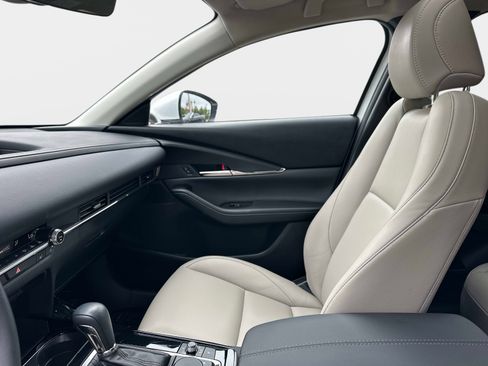 Used 2024 MAZDA CX-30 AWD 2.5 S w/ Preferred Package image 17